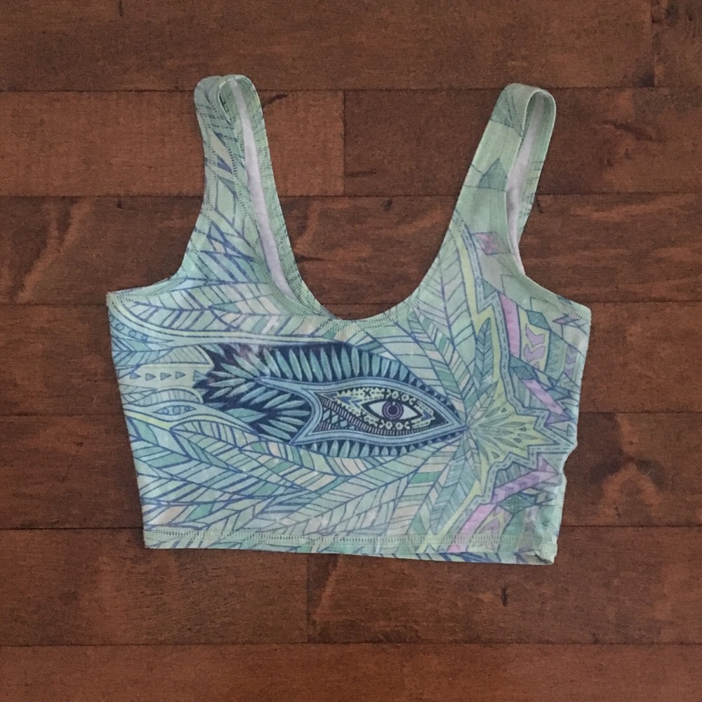 Teeki tank NWOT